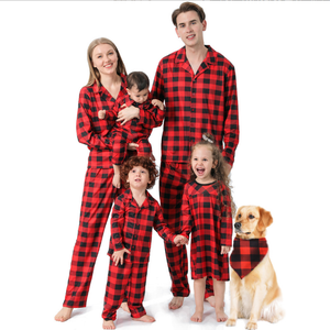 Navidad para padres e hijos Navidad europea y americana Conjunto de pijama a cuadros rojo y negro