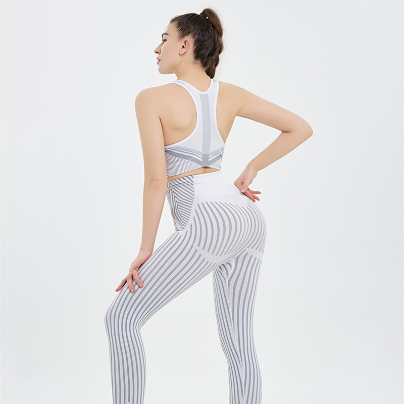 Sujetadores deportivos con espalda cruzada para mujer para entrenamiento de yoga, fitness, sujetador sin costuras con tirantes finos para requisitos particulares